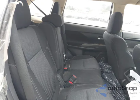 2020 Mitsubishi Outlander Es 2.4 z USA, uszkodzony, nr VIN JA4AD2A33LZ048521